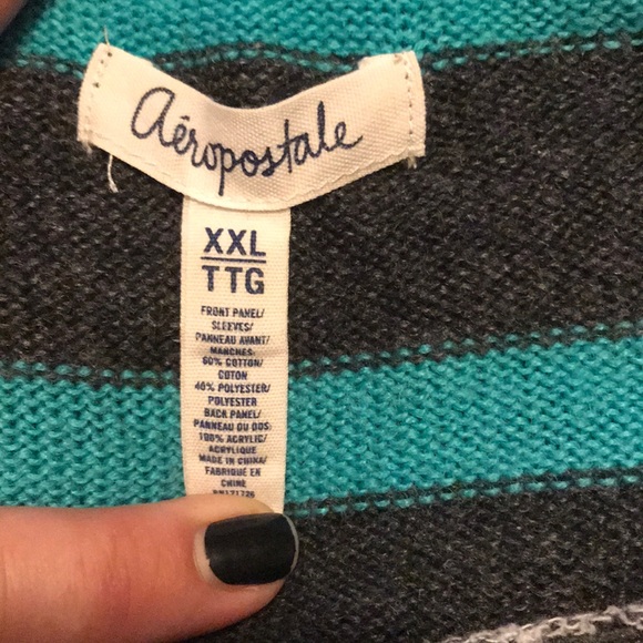 • Aéropostale • raw edge sweatshirt - Picture 4 of 4